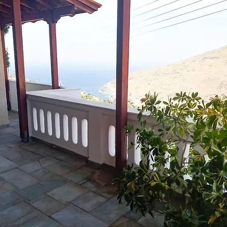 παραδοσιακό σπίτι με πανοραμική θέα 別荘 Sineti