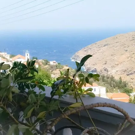 παραδοσιακό σπίτι με πανοραμική θέα 別荘 *
