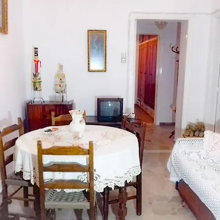 παραδοσιακό σπίτι με πανοραμική θέα 別荘 *