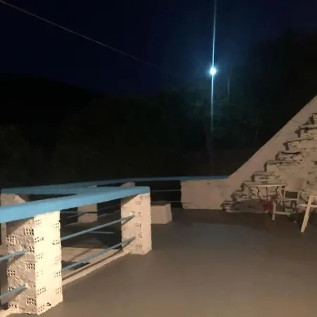 καταφύγιο στη φύση Holiday home Vourkoti